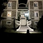 Auristela Villa
