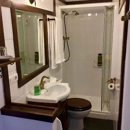 Auristela نافيا