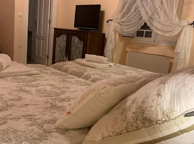 Villa Auristela Navia