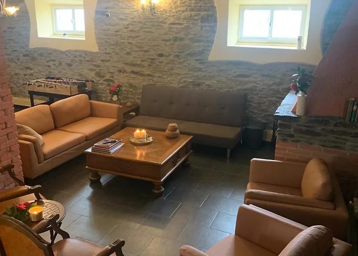 Auristela Βίλα *